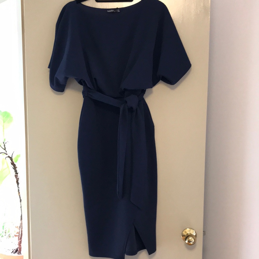 BooHoo Navy short sleeved blouson dress